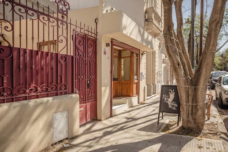 Fachada de la propiedad