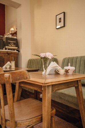 Lounge - La Noire Petit Hotel (Buenos Aires)