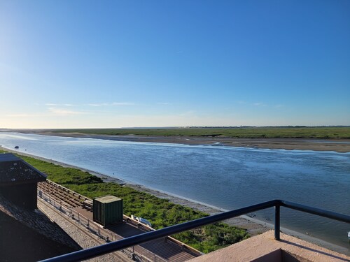 Panoramic view and terrace over the Baie de Somme