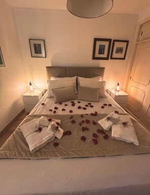 2 dormitoris, planxa i posts de planxar, wifi gratuïta i roba de llit