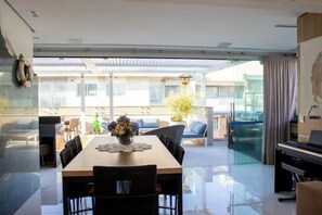 Interior - High-end penthouse 300 meters from the sea (Florianópolis)