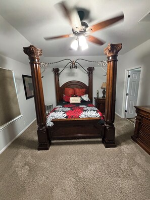 5 bedrooms, iron/ironing board, free WiFi, bed sheets