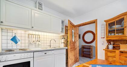 Apartment 'Ferienwohnung Süd-West' with Private Garden and Wi-Fi