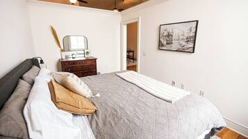 1 bedroom, WiFi, bed sheets