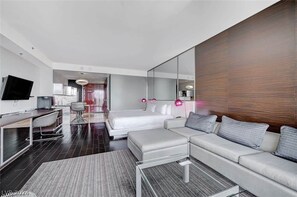 Strykejern/-brett, wi-fi og sengetøy