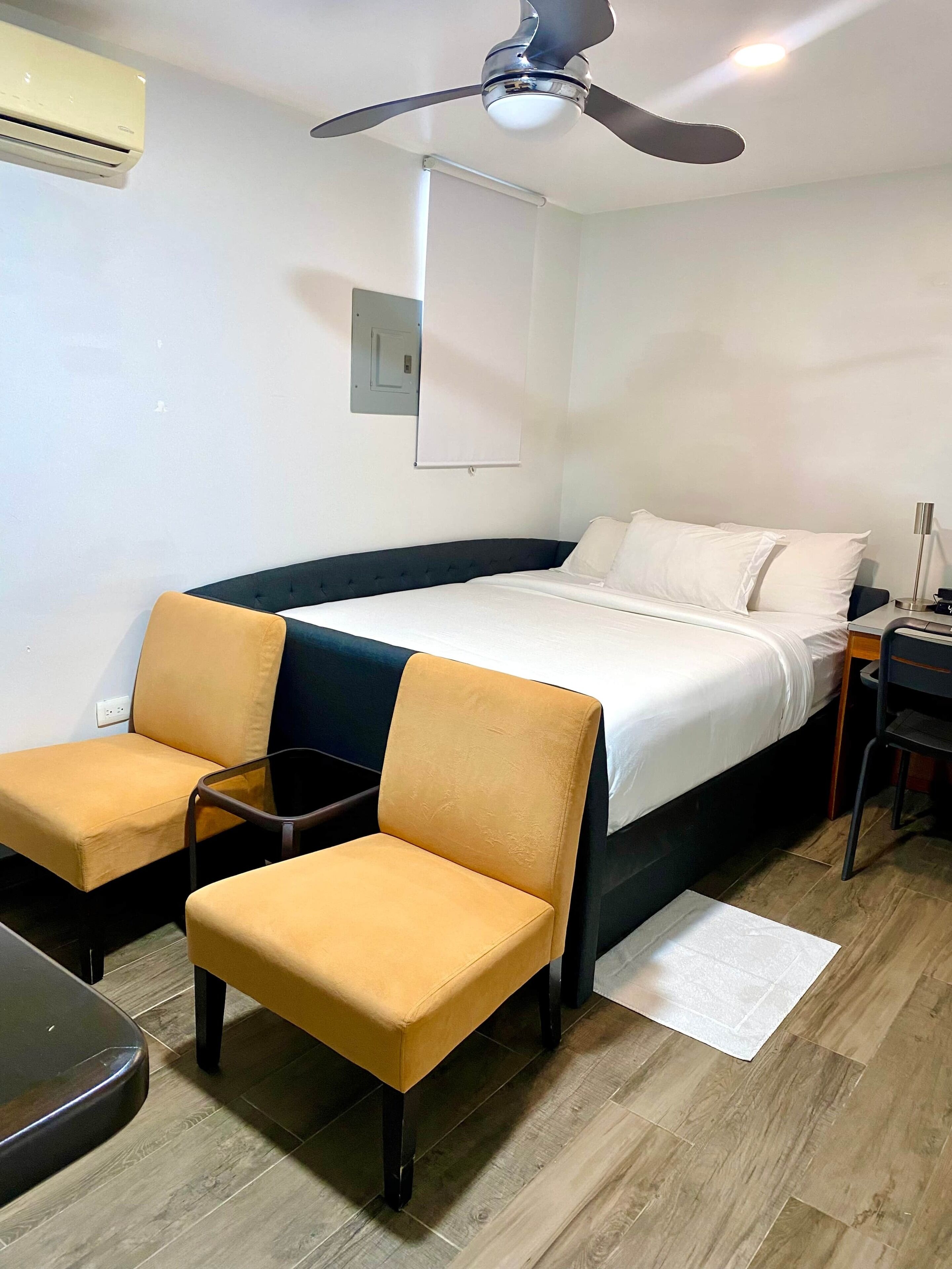 1 chambre, fer et planche à repasser, Wi-Fi