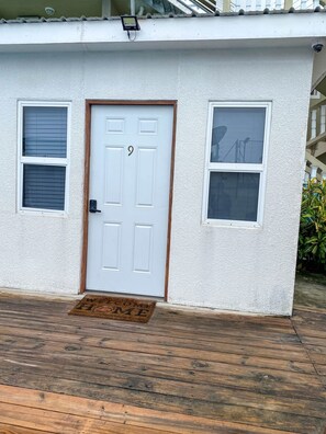 Exterior detail - Pool Deck Studio Suite | Modern Stay in Belmopan (Belmopan)