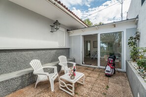 Terrace/patio - Holiday Apartment 'Casita El Peñoncito' with Views of Teide, Private Terrace and Wi-Fi (Tacoronte)