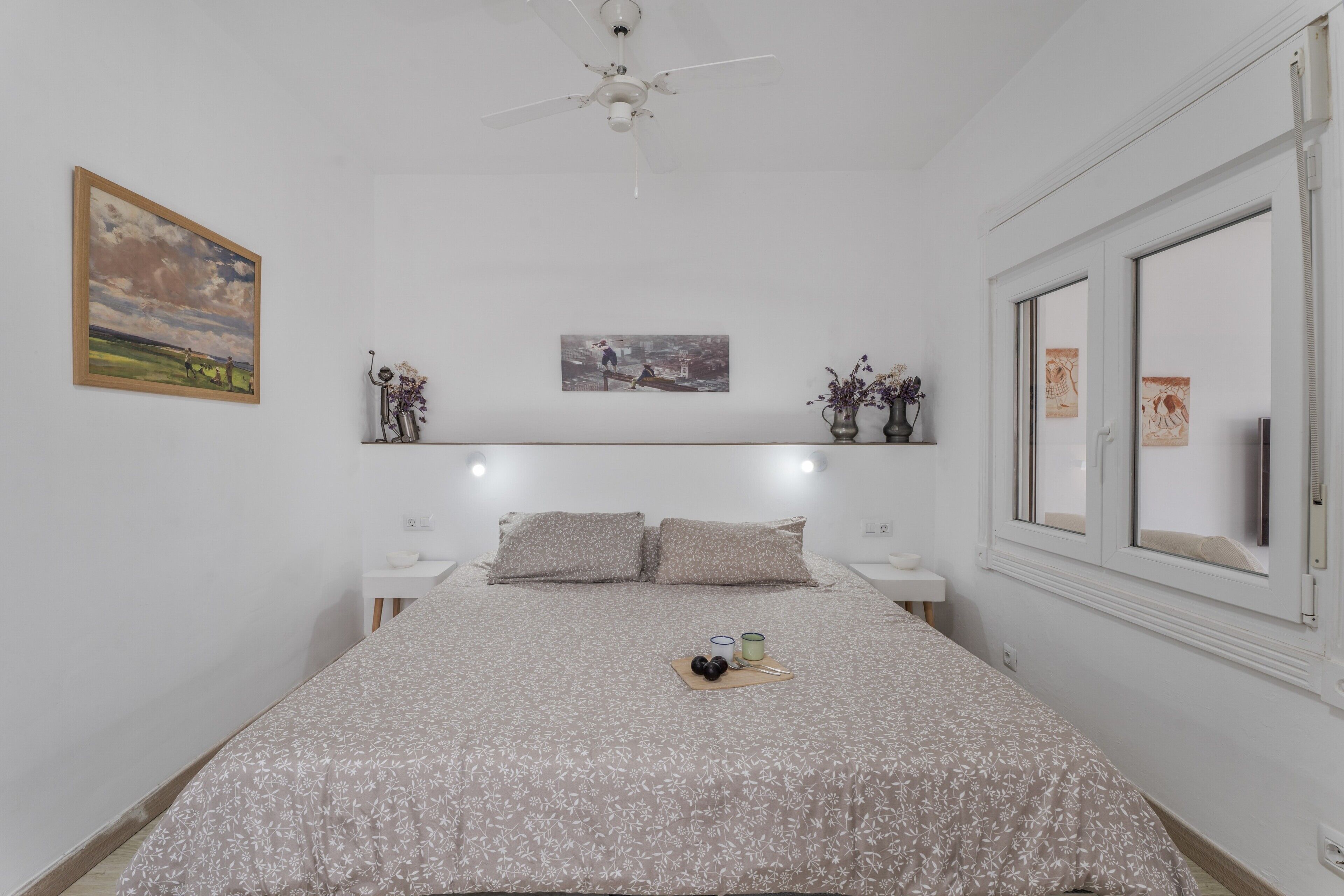1 slaapkamer, een strijkplank/strijkijzer, wifi, beddengoed