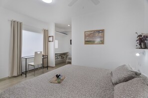 1 habitación, tabla de planchar con plancha, wifi y ropa de cama 