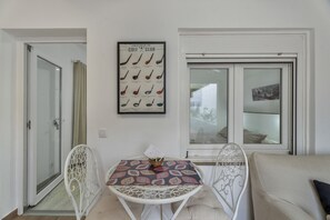 Dining - Holiday Apartment 'Casita El Peñoncito' with Views of Teide, Private Terrace and Wi-Fi (Tacoronte)