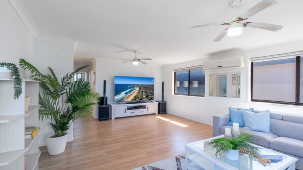 Smart TV