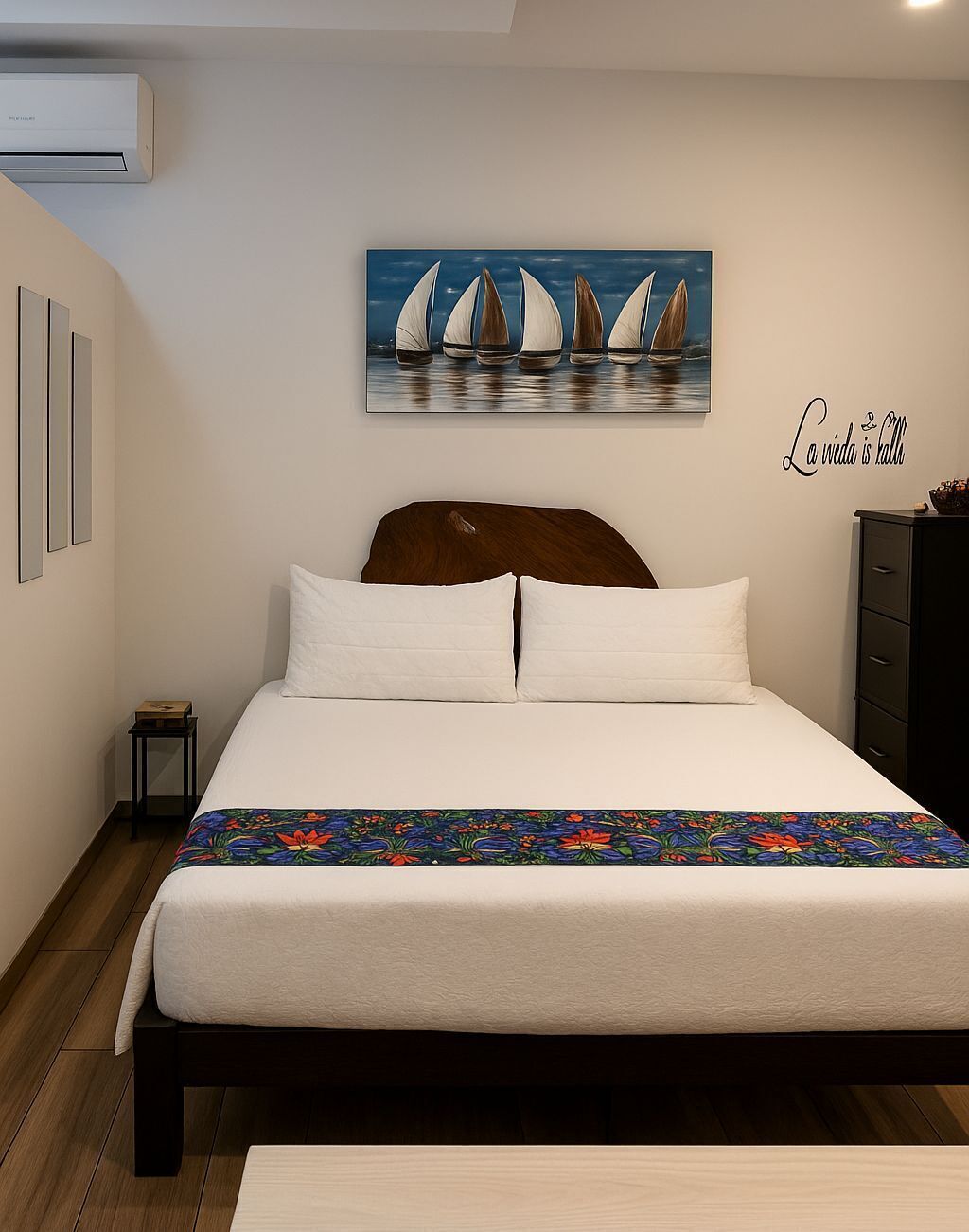 Superior-Bungalow, Terrasse, Blick auf den Innenhof