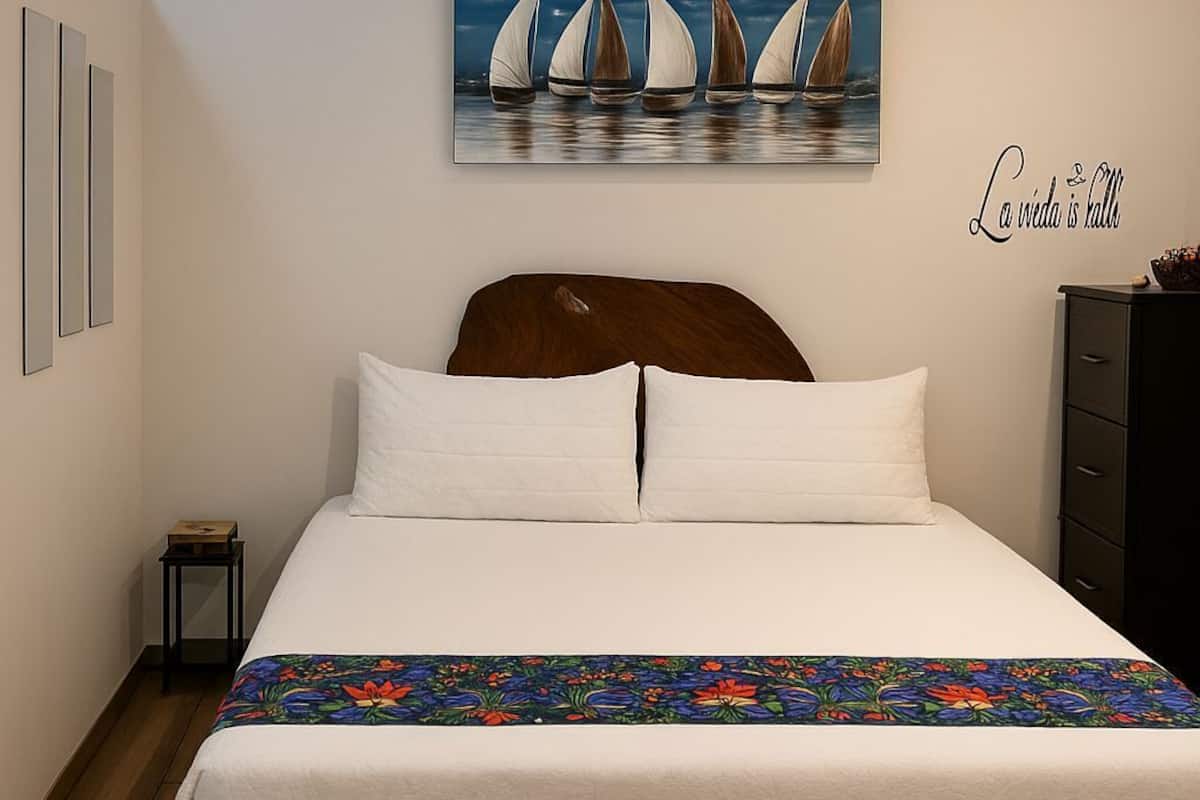 Superior Bungalow, Patio, Courtyard View