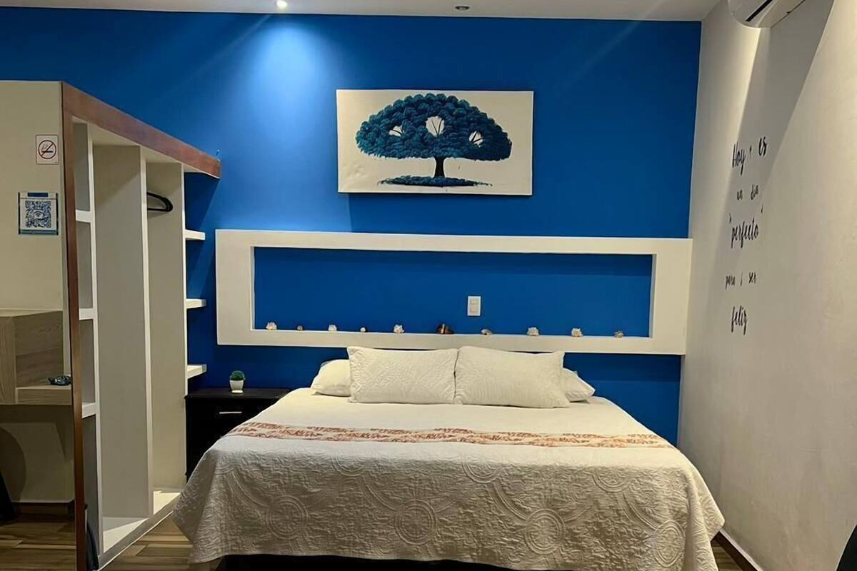 Studio « Premier », 1 chambre, coin cuisine, vue jardin