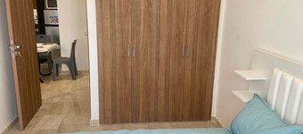 Fully equipped modern apartment in quiet residence, Near CMN airport