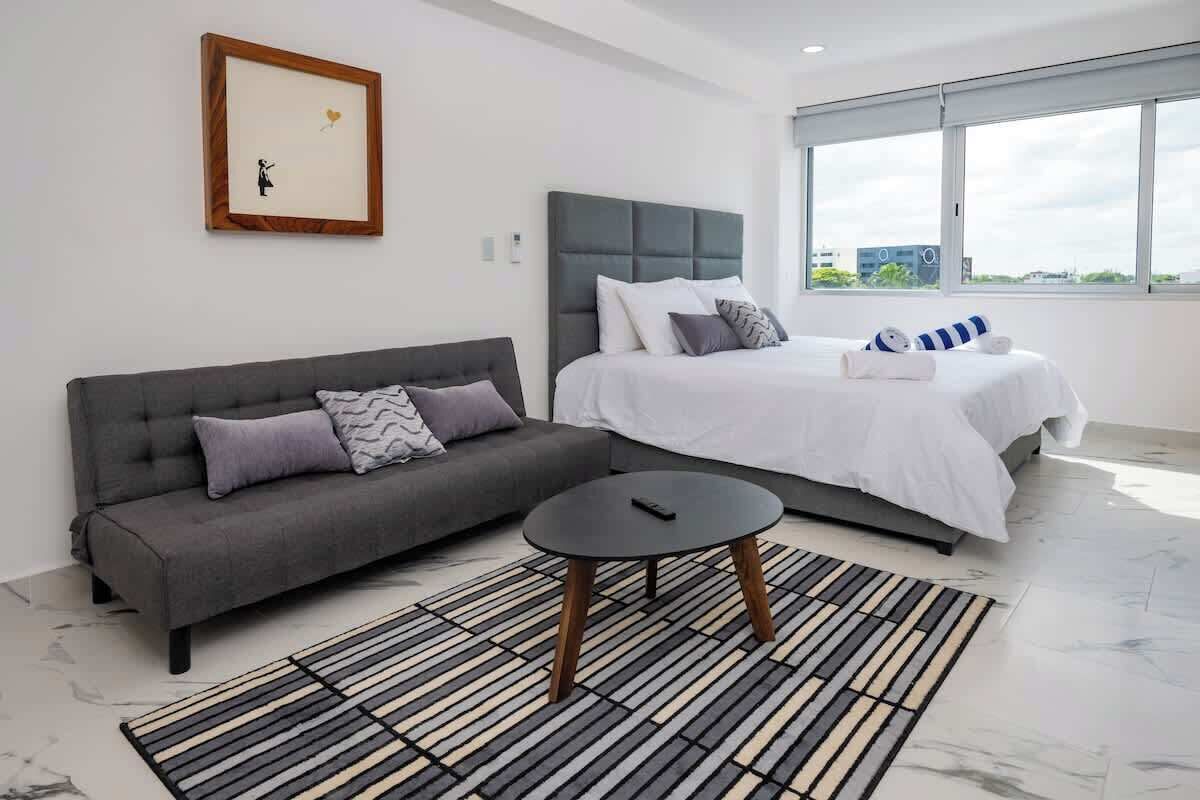 1 habitación, tabla de planchar con plancha, wifi y ropa de cama 