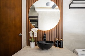 Shower, hair dryer - Luxury loft in excellent location (Cancún)