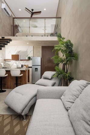 TV, offices - Luxury loft in excellent location (Cancún)