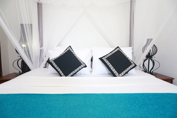 Deluxe Double Room, Balcony, Mountain View