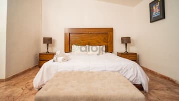 1 bedroom, desk, iron/ironing board, WiFi