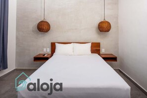 13 Schlafzimmer, Bügeleisen/Bügelbrett, WLAN, Bettwäsche