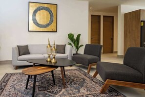 Interior - Magnificent with Spacious Comfort (Cancún)