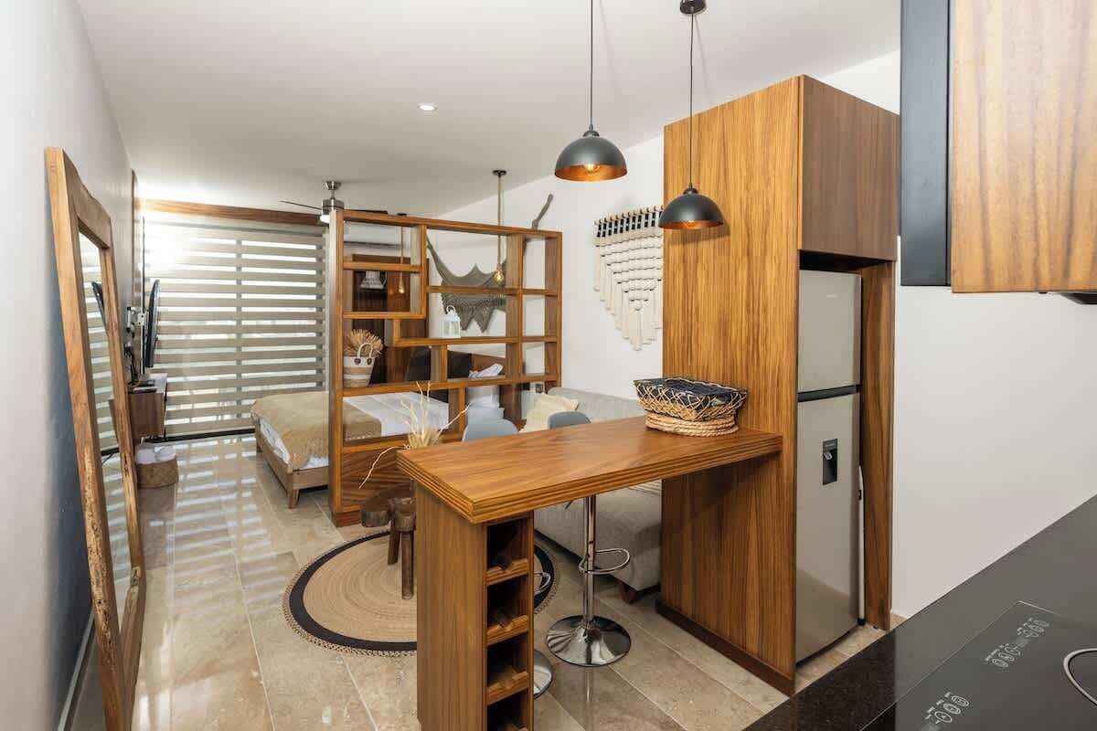 1 habitación, tabla de planchar con plancha, wifi y ropa de cama 