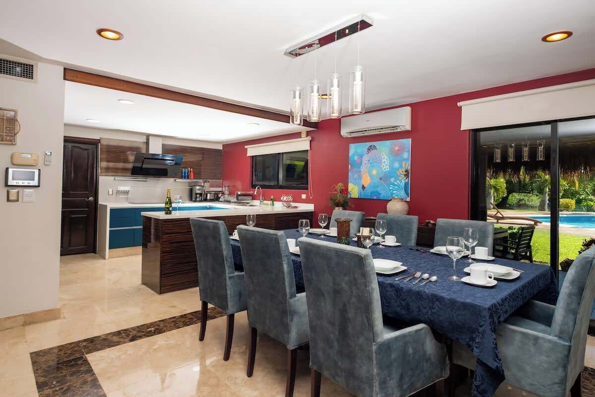 Nichupte lagoon tropical villa