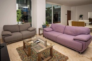 TV, offices