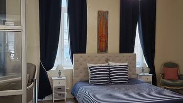 Deluxe loft | Een laptopwerkplek, verduisterende gordijnen, geluiddichte muren