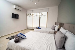 2 chambres, bureau, fer et planche à repasser, Wi-Fi