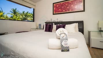 5 bedrooms, desk, iron/ironing board, WiFi