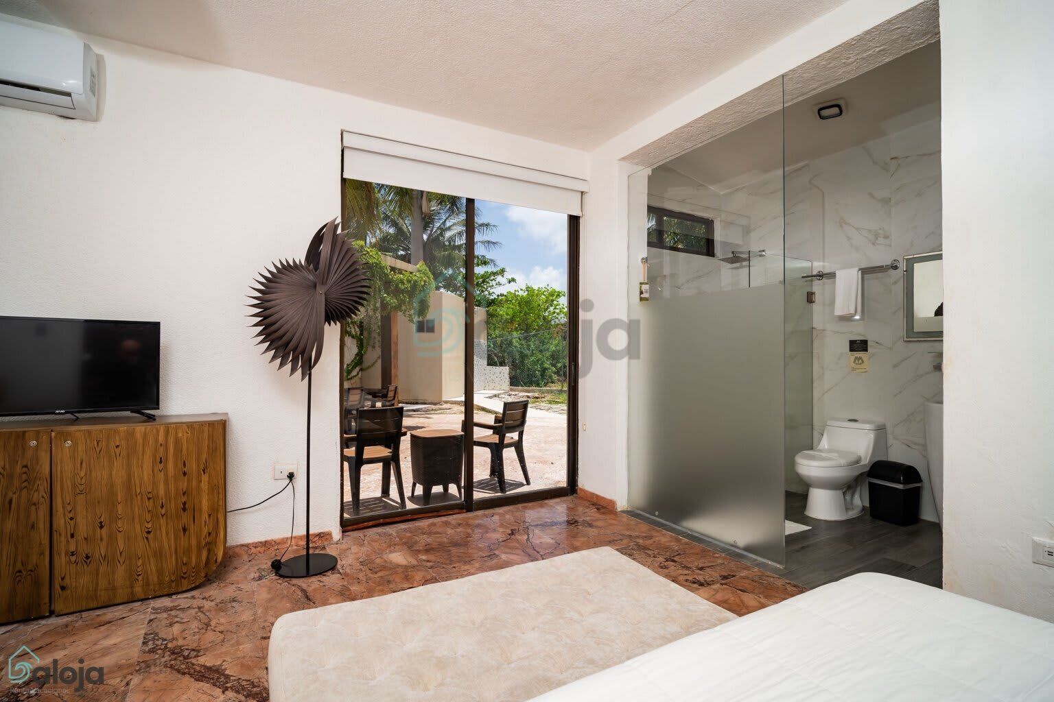 1 soverom, skrivebord, strykejern/-brett og wi-fi