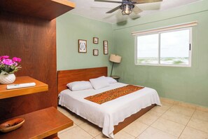 2 bedrooms, desk, iron/ironing board, WiFi - Ideal and Charming Apartment (Cancún)