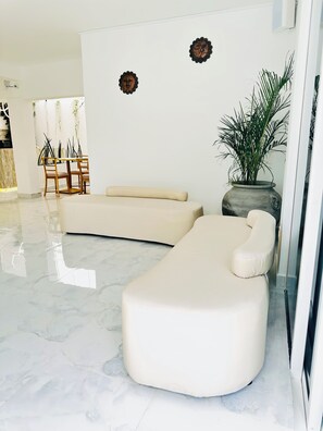 In-room safe, blackout curtains, free WiFi