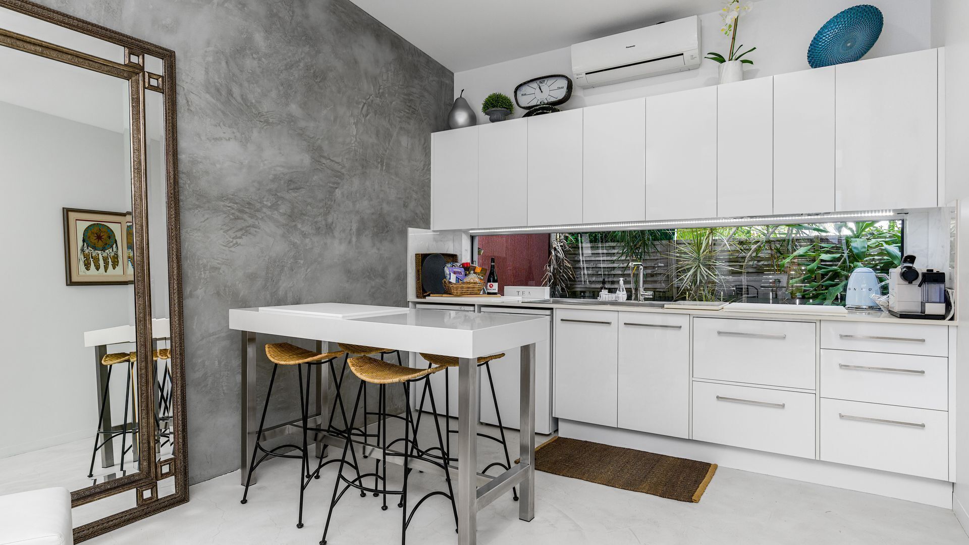 Fridge, microwave, coffee/tea maker, toaster