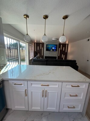 Interior - Spacious 4-bedroom house in wonderful San Diego with AC. Near Imperial beach. (San Diego)