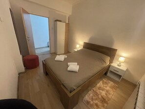 1 bedroom, iron/ironing board, WiFi