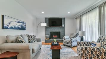 Televisor intel·ligent i llar de foc