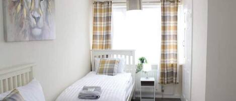 3 bedrooms, Internet, bed sheets