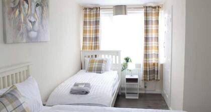 Exquisite Stays near the city centre and airport