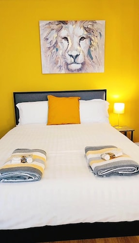 Fenham Home in a quiet area