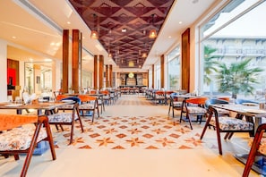 House | Tempat makan
