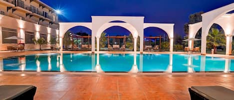 House | Pool | Outdoor pool