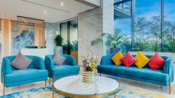 House | Lobby