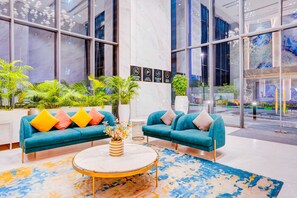 Casa | Lobby