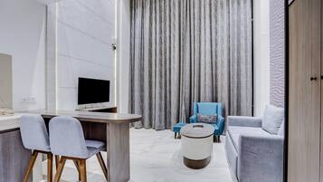 House | 1 bedroom, laptop workspace