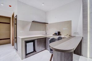 Casa | 1 habitación y espacio para trabajar con laptop 