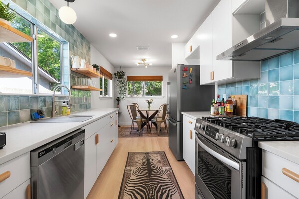 Microwave, oven, stovetop, dishwasher